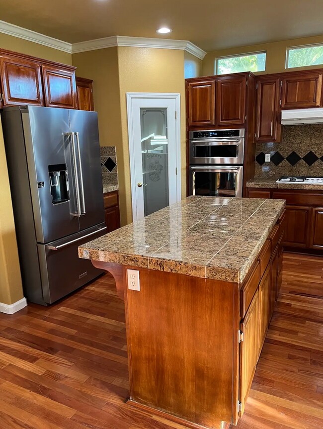 Building Photo - Breath-Taking Natomas 4/3 (Exclusive Private Community) - Golf Course!