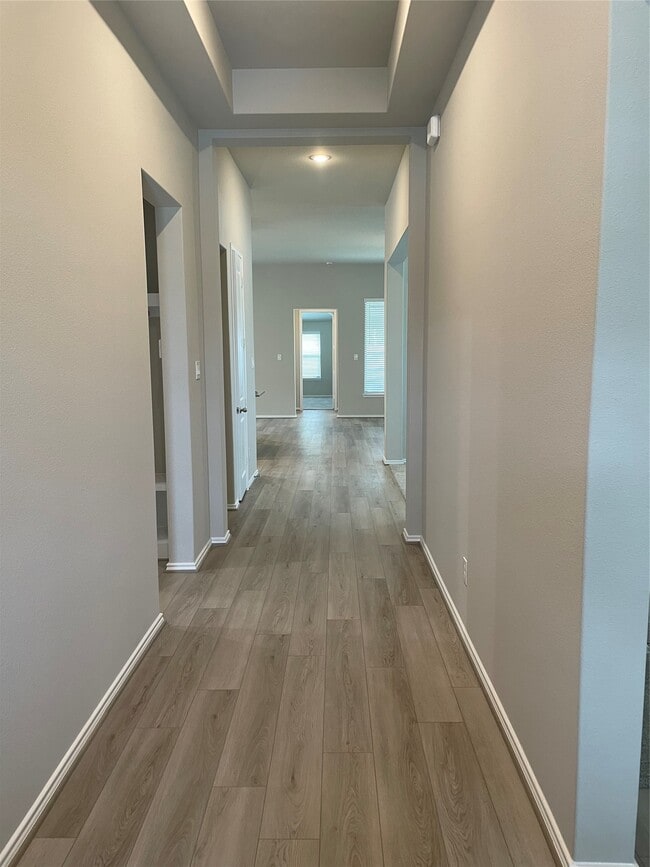 Building Photo - 2302 Hazel Berry St