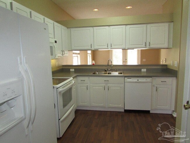 Building Photo - 1531 Newcastle Way