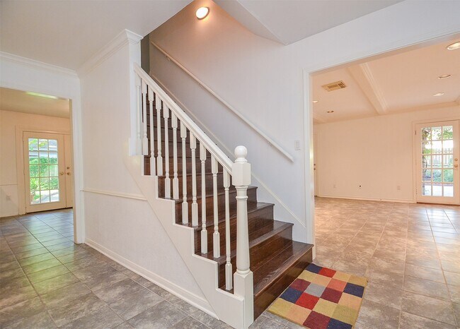 Building Photo - 710 S Fry Rd