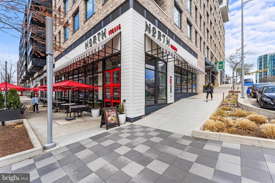 Restaurants - 1650 Silver Hill Dr