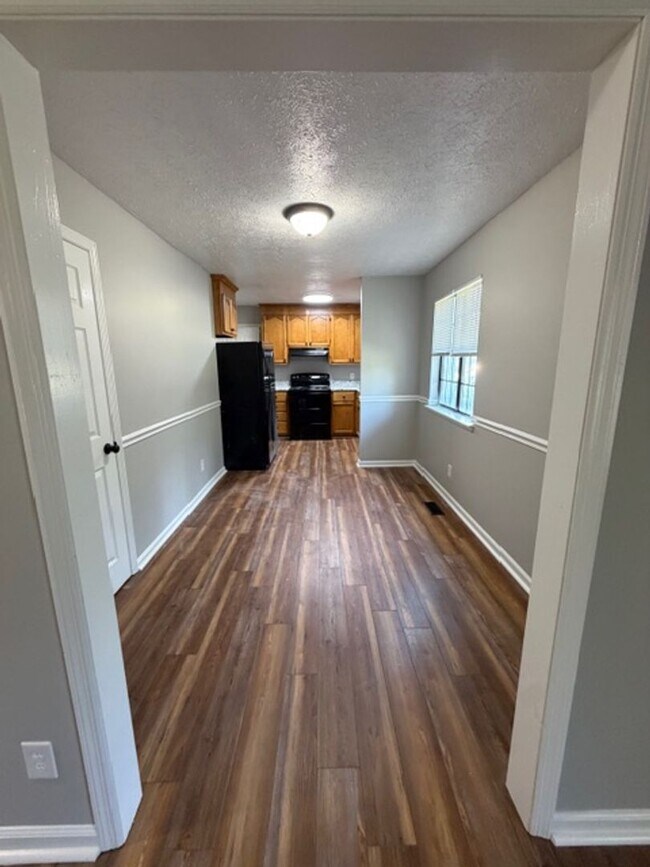Building Photo - 431 Sentry Oaks Dr