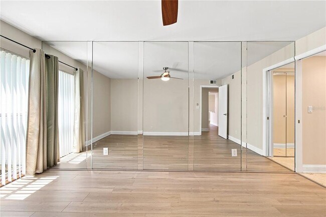 Building Photo - 3325 Bayshore Blvd