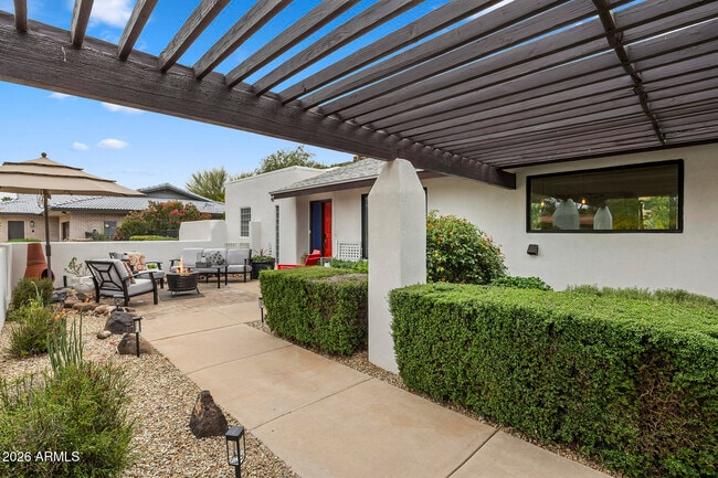 Building Photo - 14436 N Coral Gables Dr