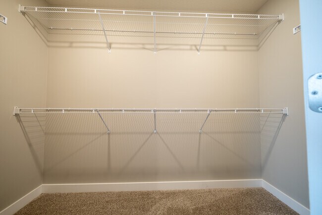 Building Photo - 5109 Mustang Dr