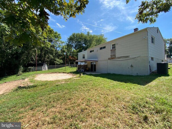Building Photo - 311 Colby Cir