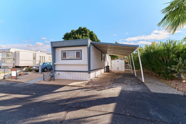 Building Photo - 17800 Langlois Rd