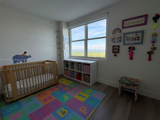 Building Photo - 5750 Collins Ave