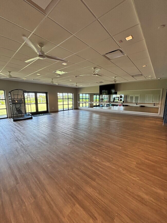 Building Photo - Opal Sand Dr Unit 102 Terrace Condo-Wellen Park G&CC