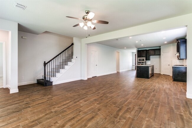 Building Photo - 3701 Trillium Dr