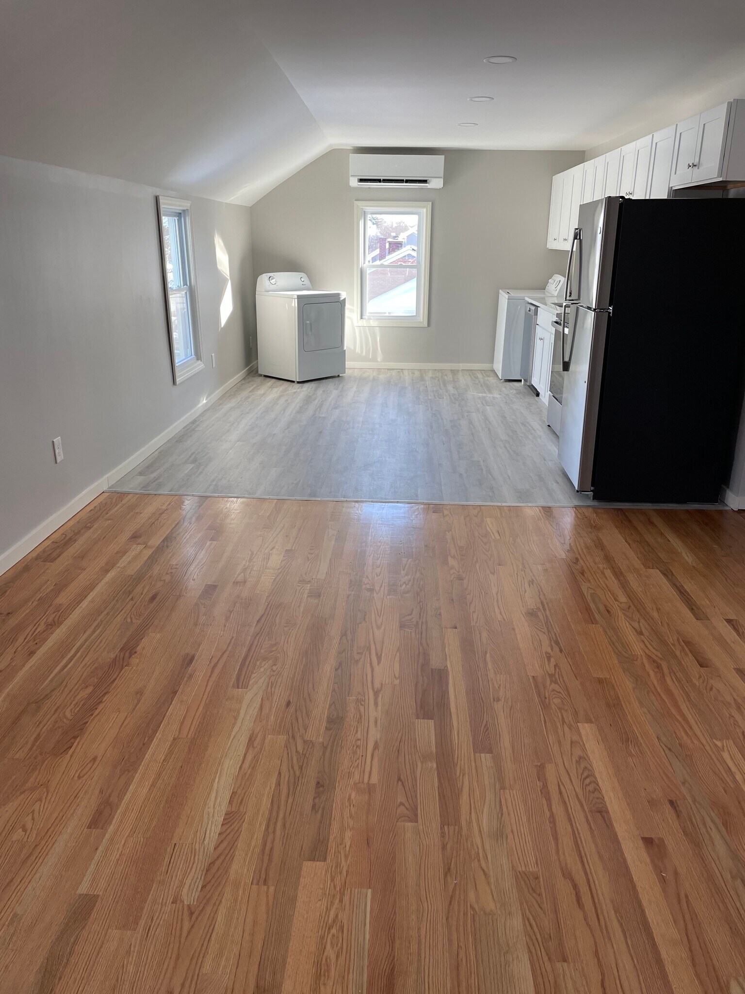 Building Photo - 38 Gerrard Ave