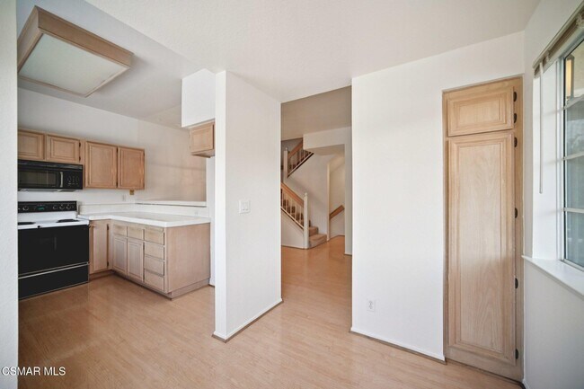 Building Photo - 668 Oak Run Trail