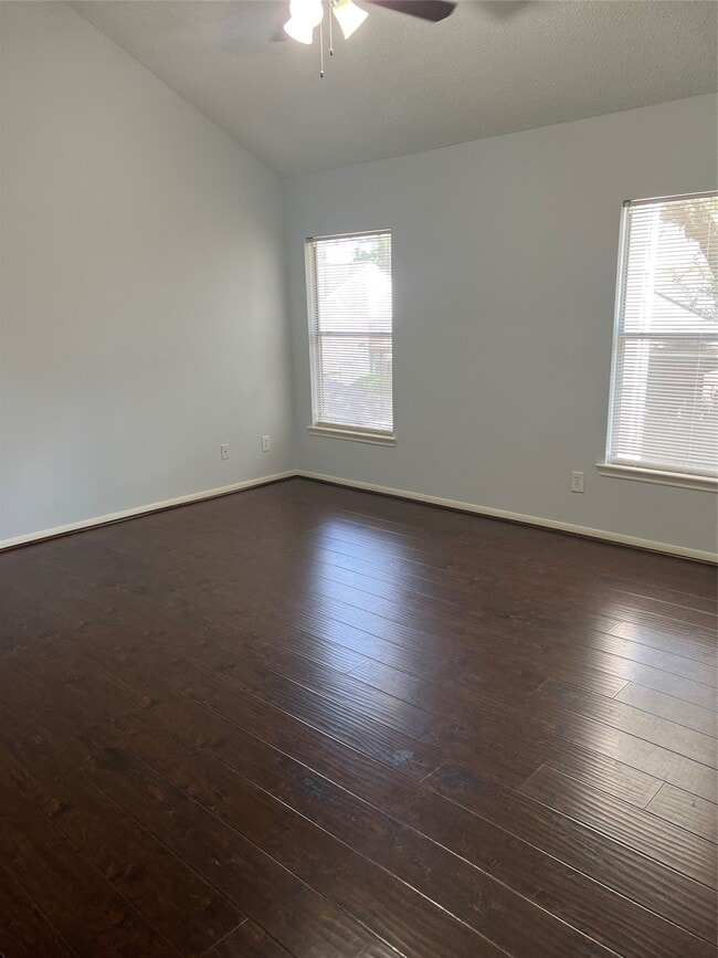 Building Photo - 10018 Storm Meadow Dr