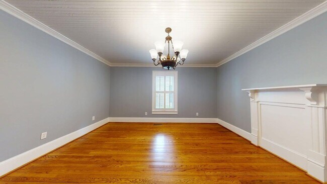 Building Photo - The Heart of Downtown