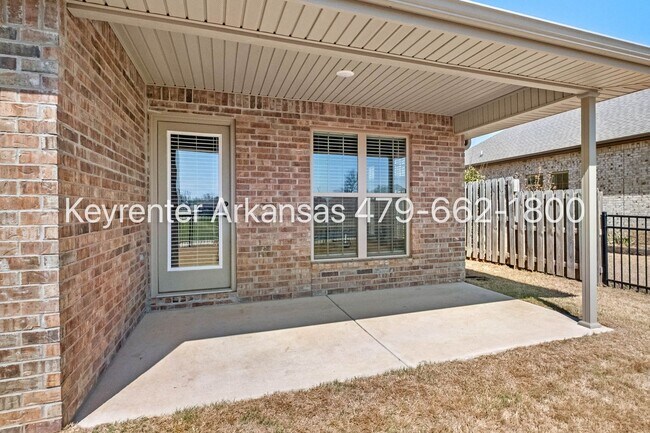 Building Photo - Gorgeous 4-Bedroom Home with Stainless Appliances & Pond View