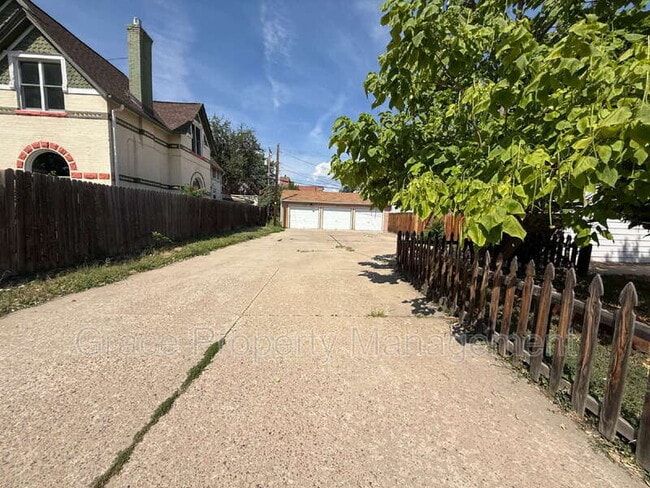 Building Photo - 1888 E 28th Ave