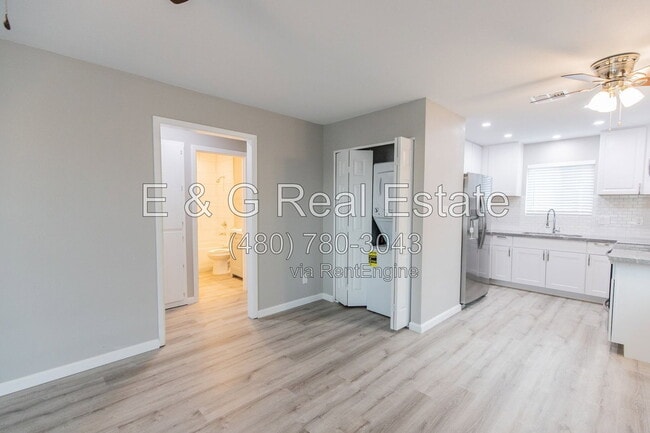 Building Photo - 4644 E Caballero St