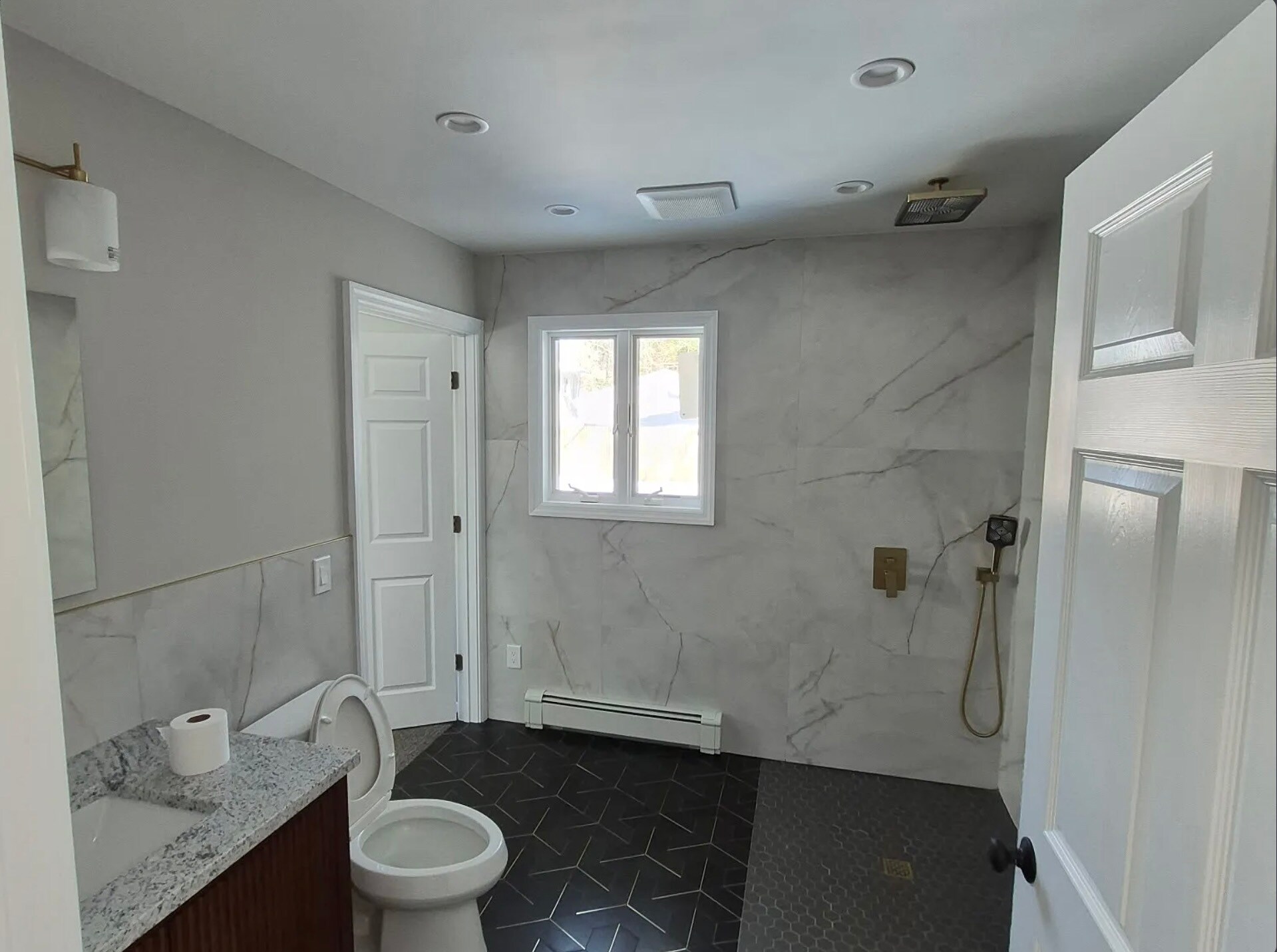 Building Photo - 53 Corey Ave