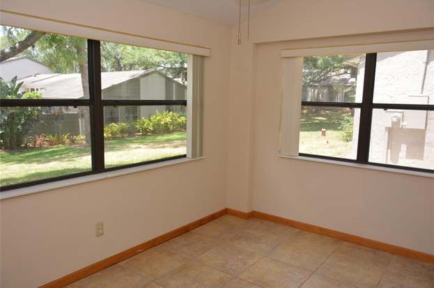 Building Photo - 493 Meadowood Blvd