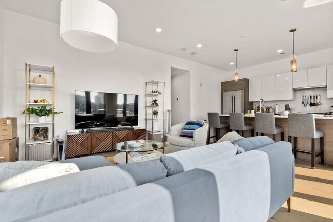 Building Photo - 30 Penniman Rd