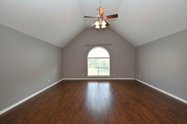 Building Photo - **BEAUTIFUL, WELL-MAINTAINED BRICK HOME ON...
