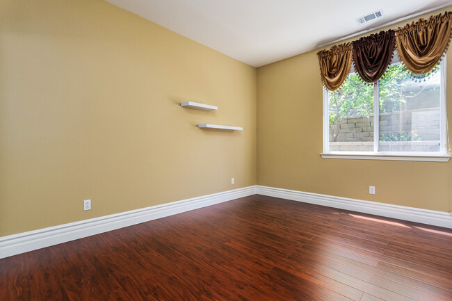 Building Photo - 5295 Crystyl Ranch Dr
