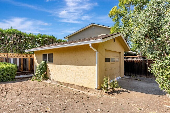 Building Photo - Stunning Updated Home in Almaden Valley