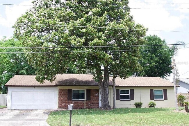 Building Photo - 2809 Gulfstream Rd
