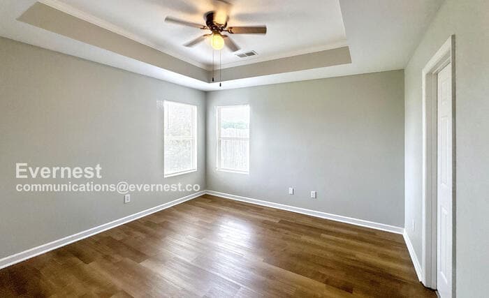 Building Photo - 222 Bermuda Lakes Dr