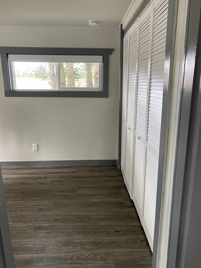 Building Photo - 2120 15th St