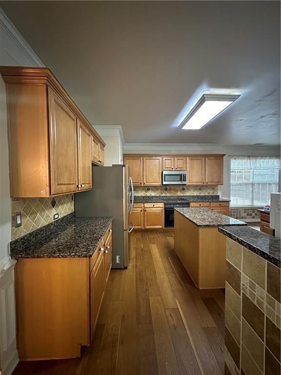 Building Photo - 1550 Belmont Hills