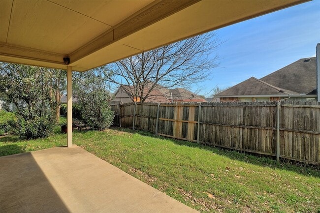 Building Photo - 416 Mara Ln