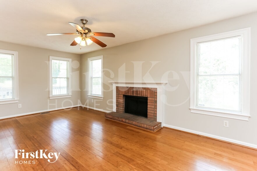 Building Photo - 1270 Summit Point Ln