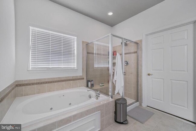 Building Photo - 2157 Vittoria Ct