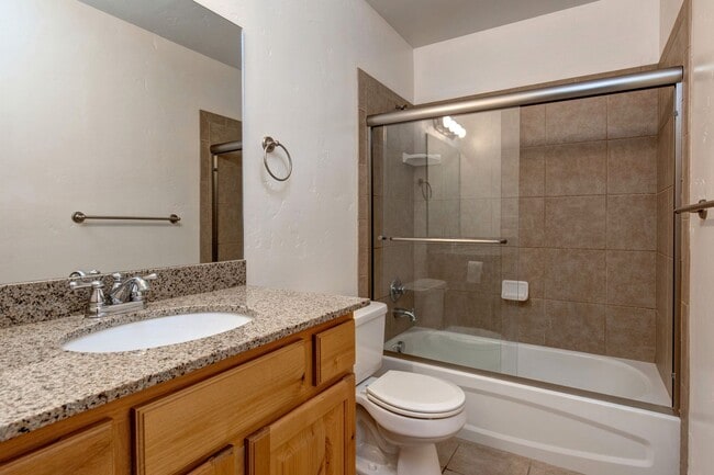 Building Photo - 5501 Lillehammer Ln