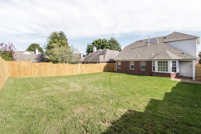 Building Photo - 5414 Maiden Grass Dr