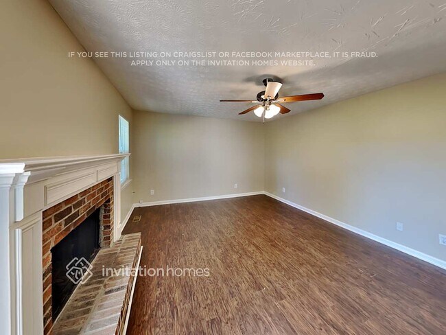 Building Photo - 6615 Gigi Dr