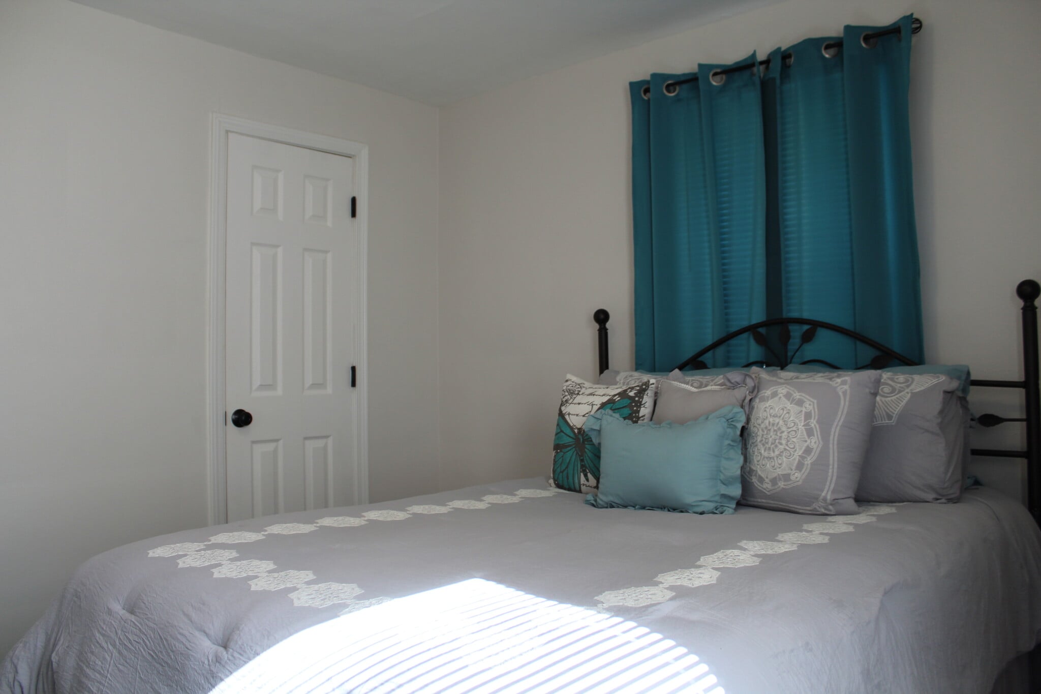Master Bedroom - 1395 Ross Ave