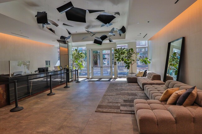 Building Photo - Modern & Spacious 2br/2ba In Mission Bay w...