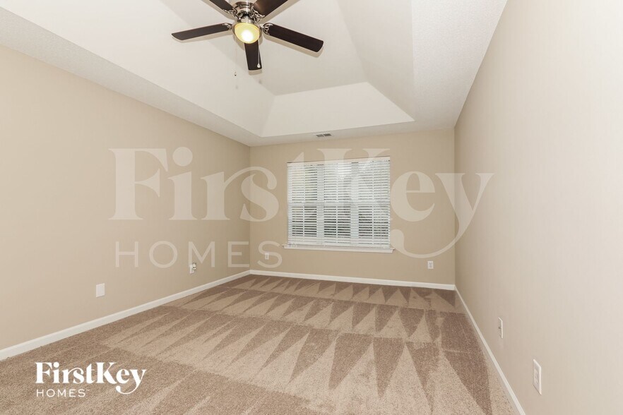 Building Photo - 12606 Ivey Creek Dr