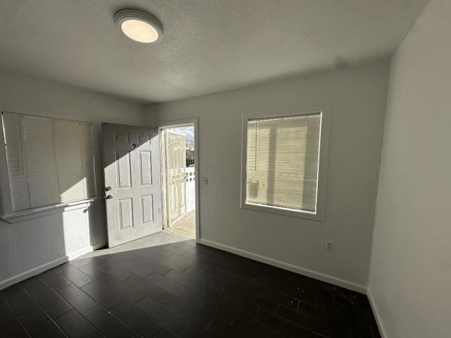 Building Photo - 1 bedroom in PHOENIX AZ 85006