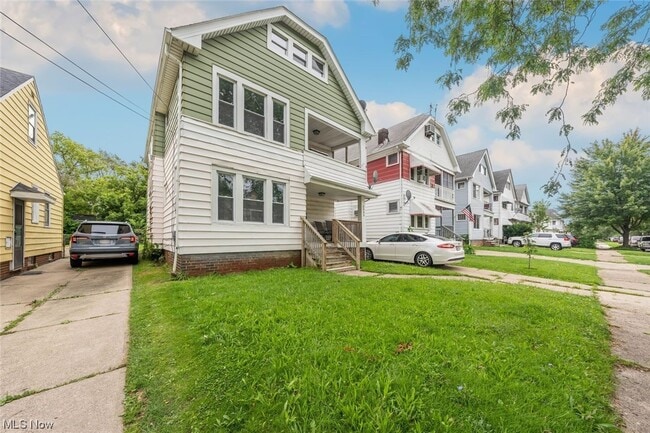 Building Photo - 3035 W 116th St