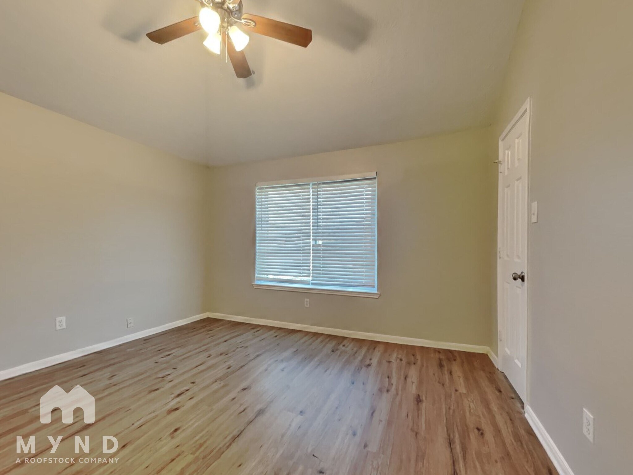 Building Photo - 275 Indian Falls S