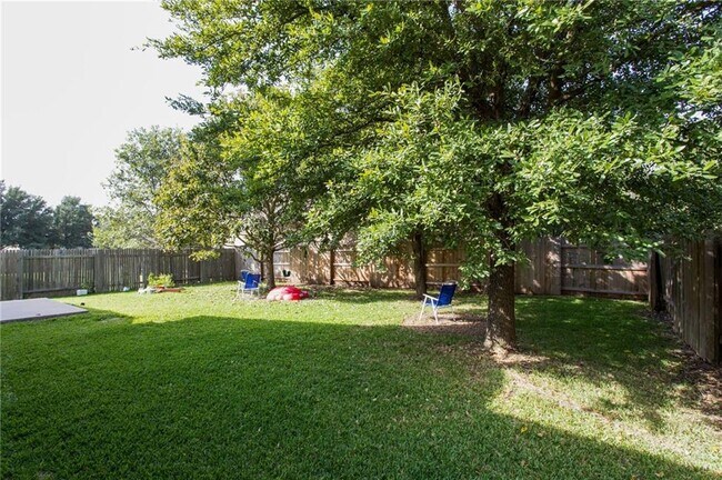 Building Photo - 15709 Belfin Dr
