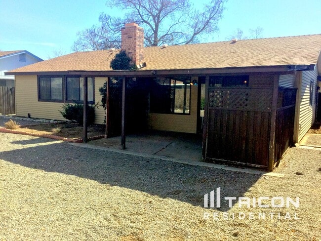 Building Photo - 782 Glen Molly Dr