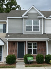 Building Photo - Robyns Glen townhome