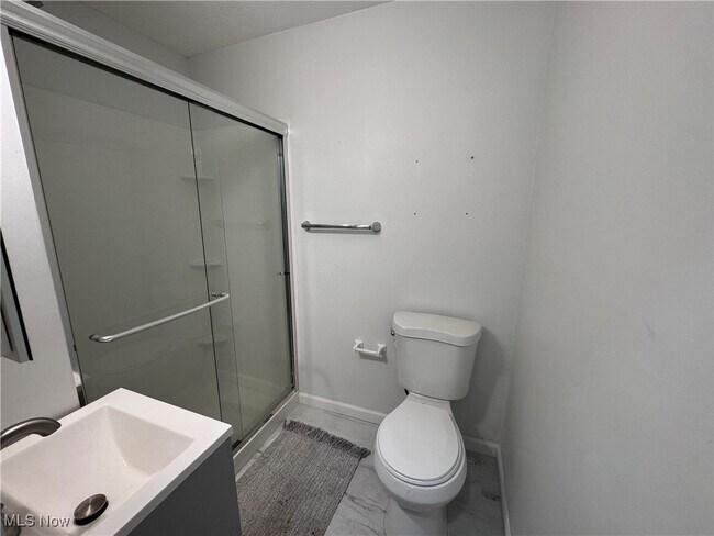 Building Photo - 3820 John Ave