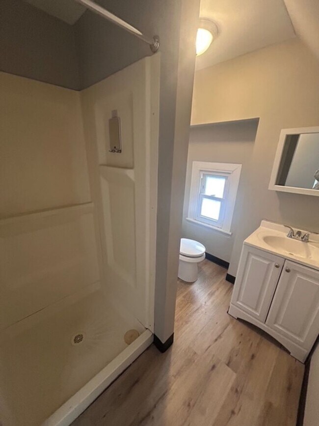 Building Photo - map2344