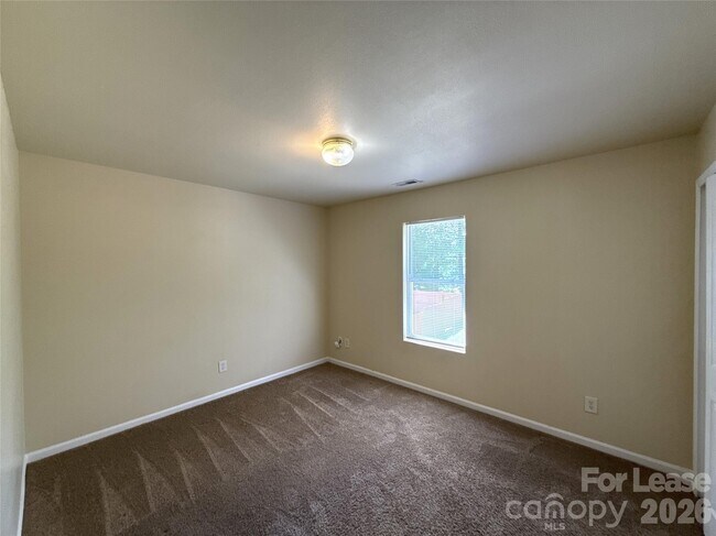 Building Photo - 6831 Sunman Rd