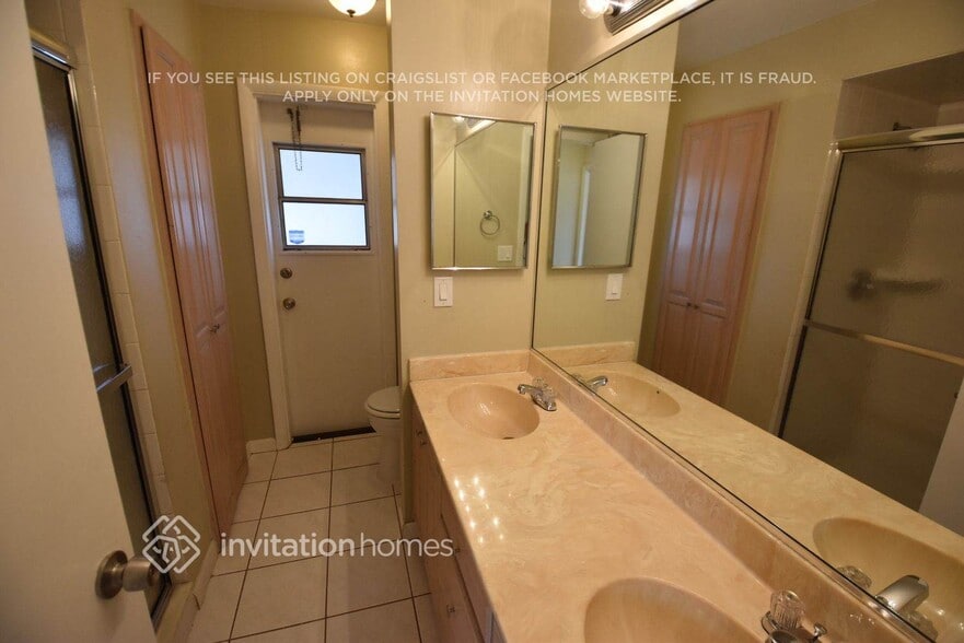 Building Photo - 603 Camden Rd